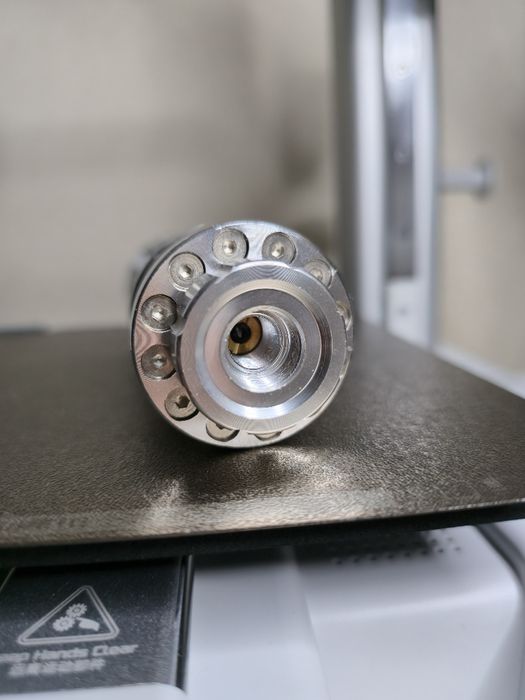 Мощный прожигающий лазер