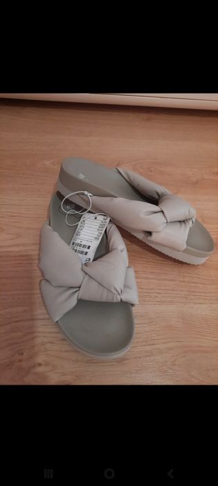 Klapki jasne-khaki  37/38