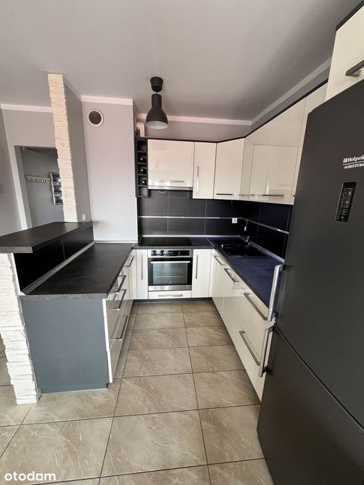 Mieszkanie 44 m² – 2 pokoje, balkon, garaż, spokojna okolica