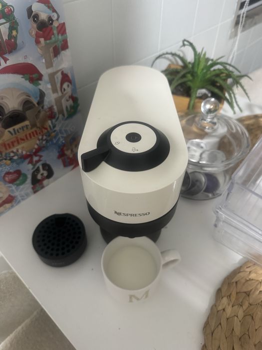 Máquina de Café KRUPS Nespresso XN9201 Vertuo Pop