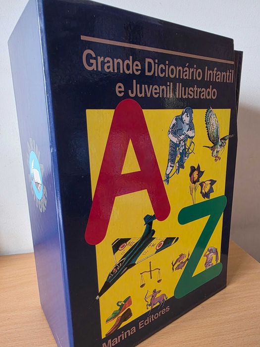 8 volumes do "Grande Dicionário Infantil e Juvenil Ilustrado"
