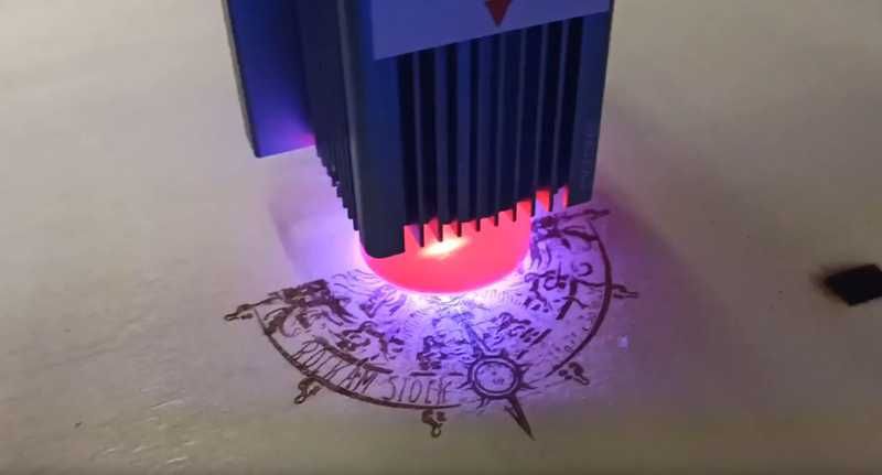 Maquina de Gravação LASER