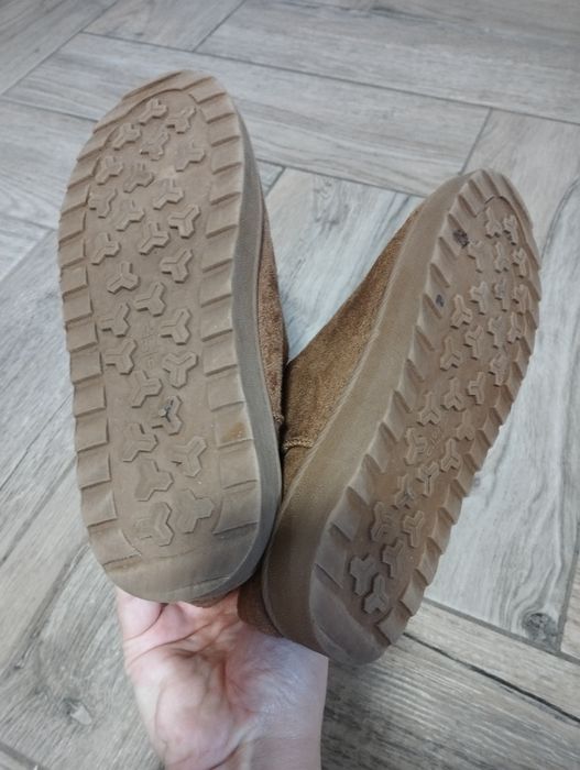 Теплі зимові замшеві уггі