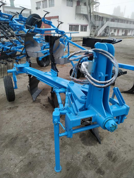 Плуг оборотный навесной ПОН-3 (2+1) для МТЗ-80, ХТЗ "Уманьфермаш"