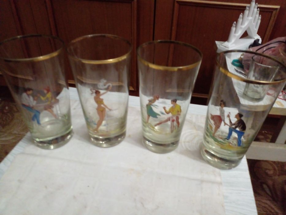 Советский набор стаканов с мифической символикой