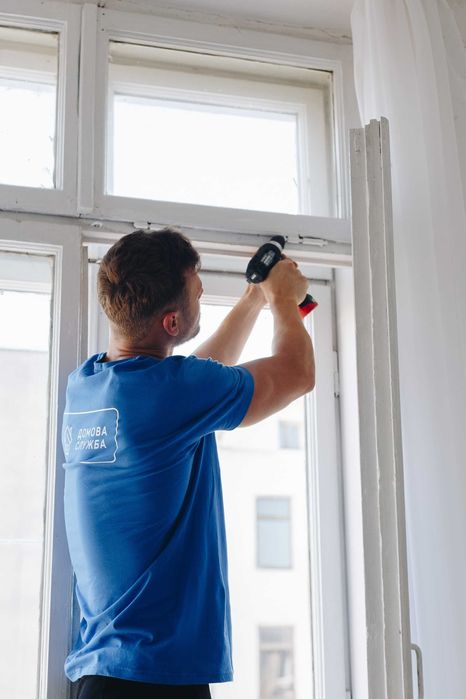 Столяр у Тернополі. Встановлення дверей / вікон. Вкладання ламінату.