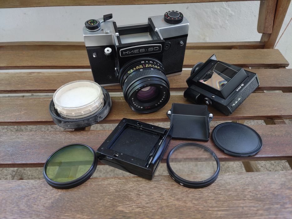 Máquina fotográfica Kiev-60 TTL