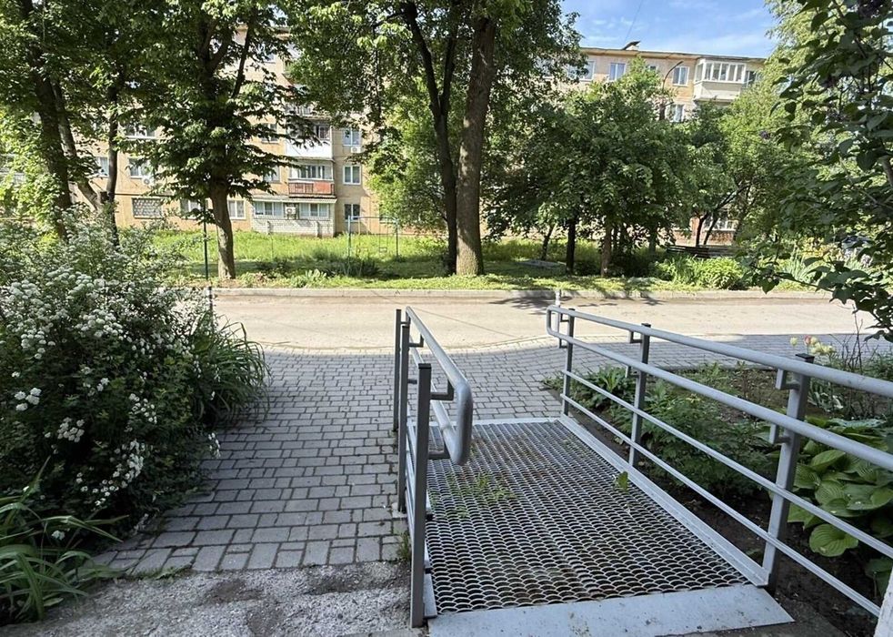 Здається в оренду 2 кімнатна квартира на Вишеньці