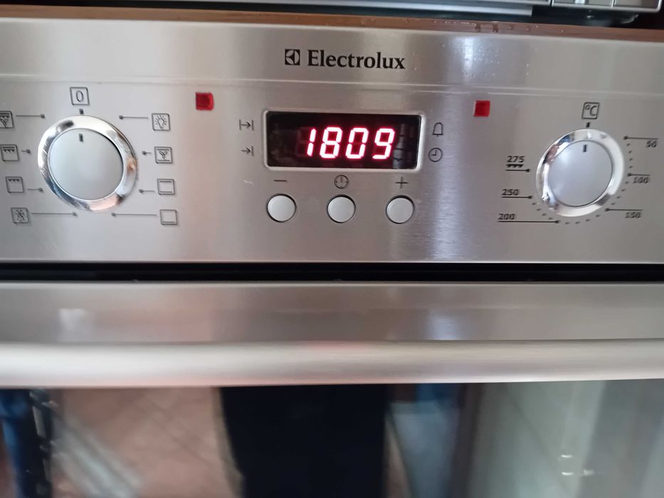 Piekarnik electrolux