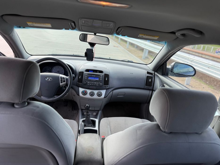 Hyundai Elantra 2.0 LPG Klimatyzacja Dużo zrobione