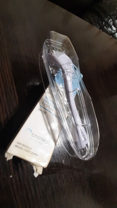 Мизероллер для лица.