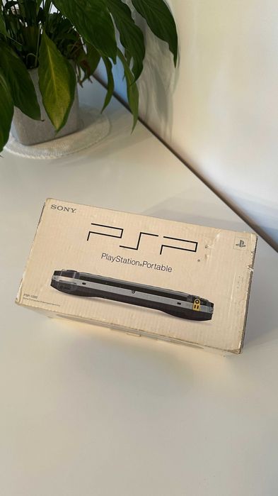 Sony PSP 1000 Desbloqueada + Carregador + Cartão Memória