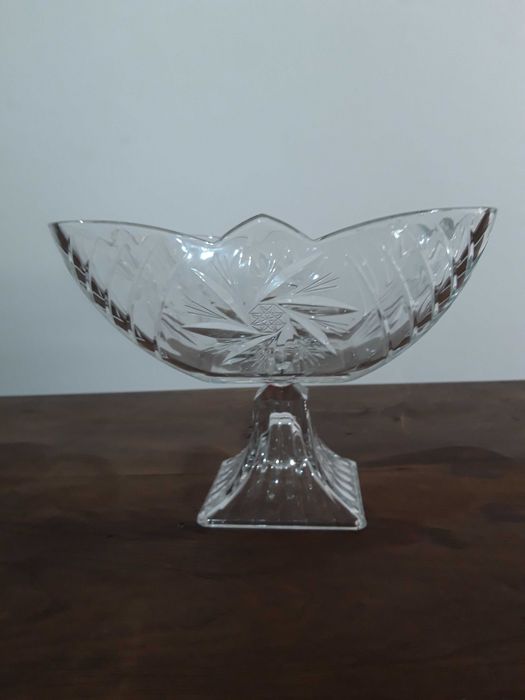 Fruteira/Terrina/Centro de mesa em cristal (novo)