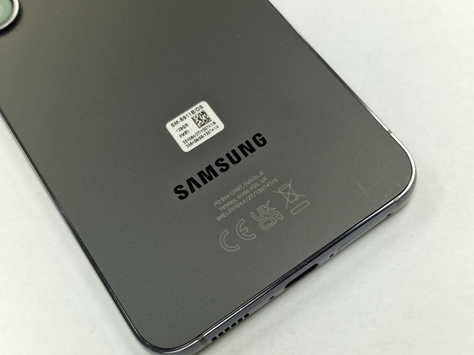 Samsung Galaxy S23/ 8GB/ 128GB/ Phantom Black/ Grade A- + ładowarka