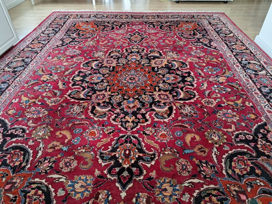 Cudny Perski dywan z Iranu Isfahan 290x420cm ręcznie tkany wełniany.