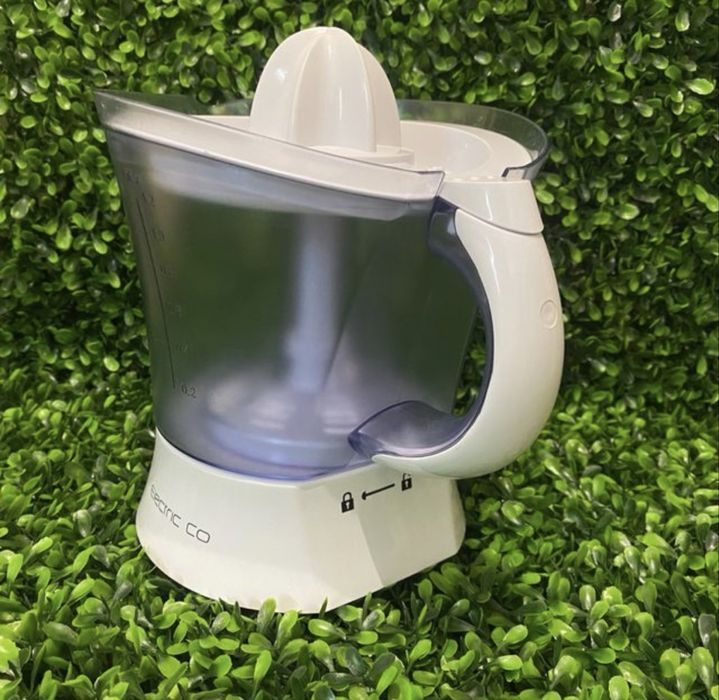 Espremedor de Citrinos Etectrico Novo