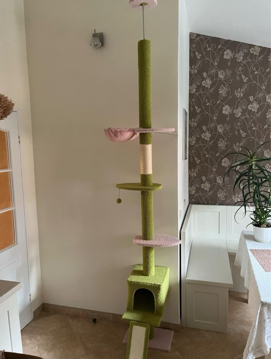 Duzy drapak dla kota zielono rozowy z zabawka