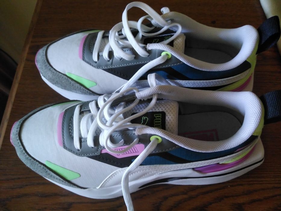 Puma Kosmo sneakersy