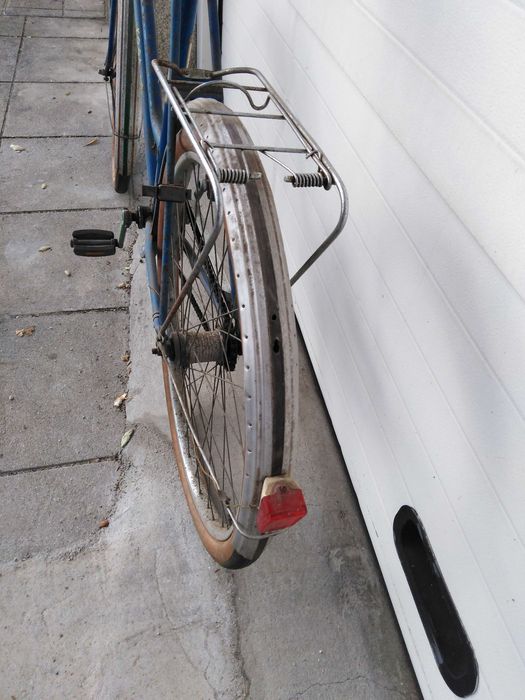 antiga bicicleta de senhora