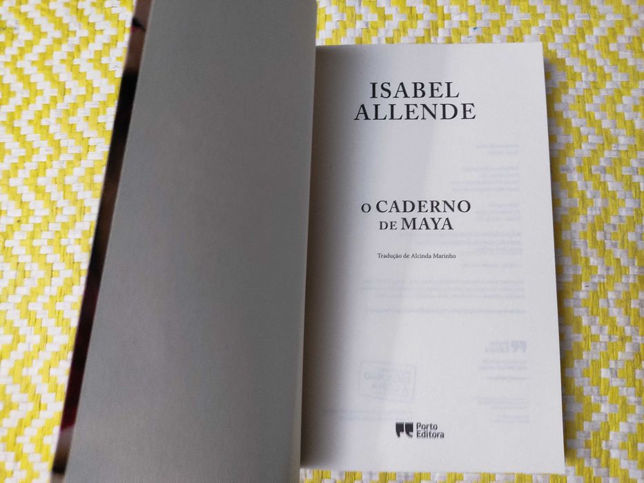 O CADERNO DE MAYA
de Isabel Allende