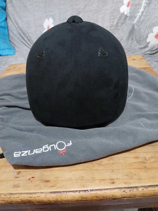 Capacete de hipismo fouganza (novo)