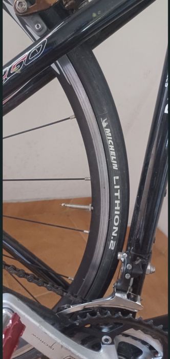 Vende se bicicleta de estrada