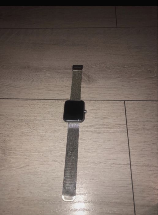 Smartwatch mecenasa plebiscytu firmy apart AM:PM 219