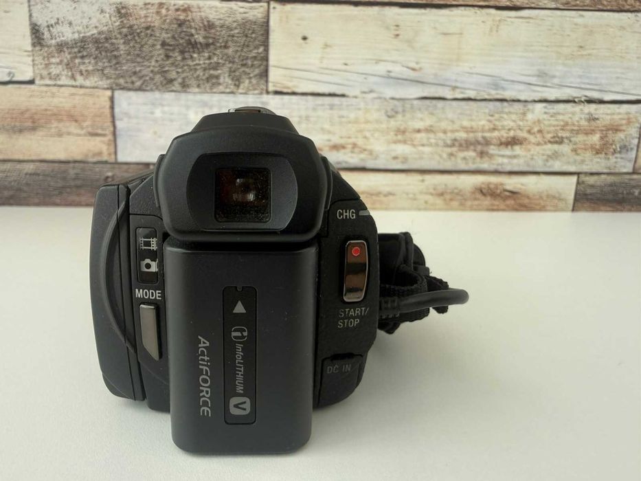 Відеокамера Sony HDR-CX760V