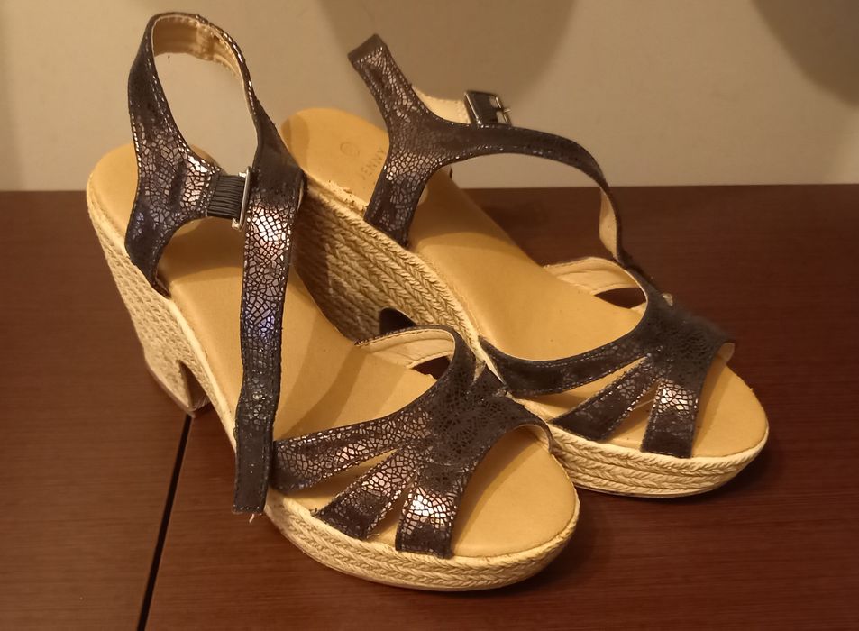 Sandały na koturnie Jenny Fairy