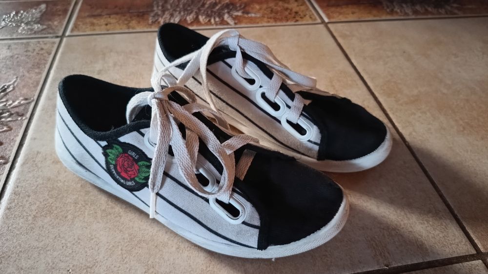 Mokasyny Graceland + trampki gratis