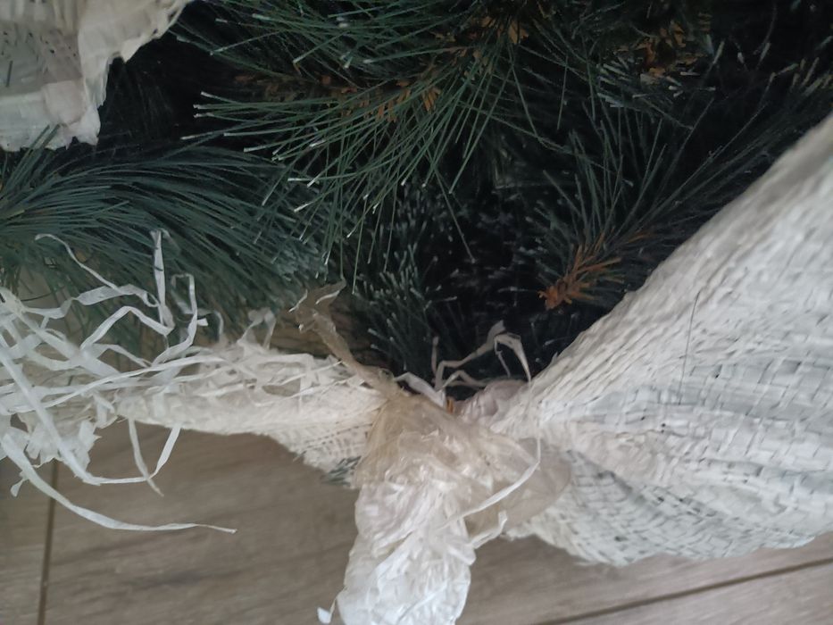 Ёлка высокая 220 см (ель, сосна), разборная заснеженные кончики