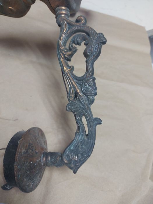 люстра ретро на три плафона .