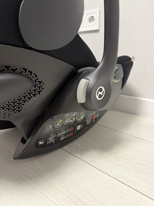 Автокрісло Cybex Cloud G I-SIZE 2025 + АДАПТЕРИ