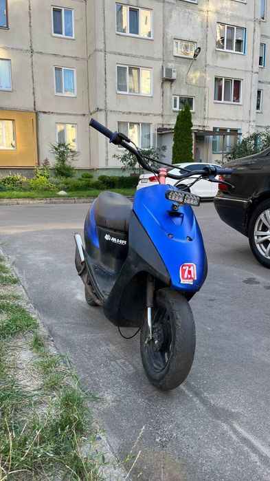 Скутер Сузукі летс 3