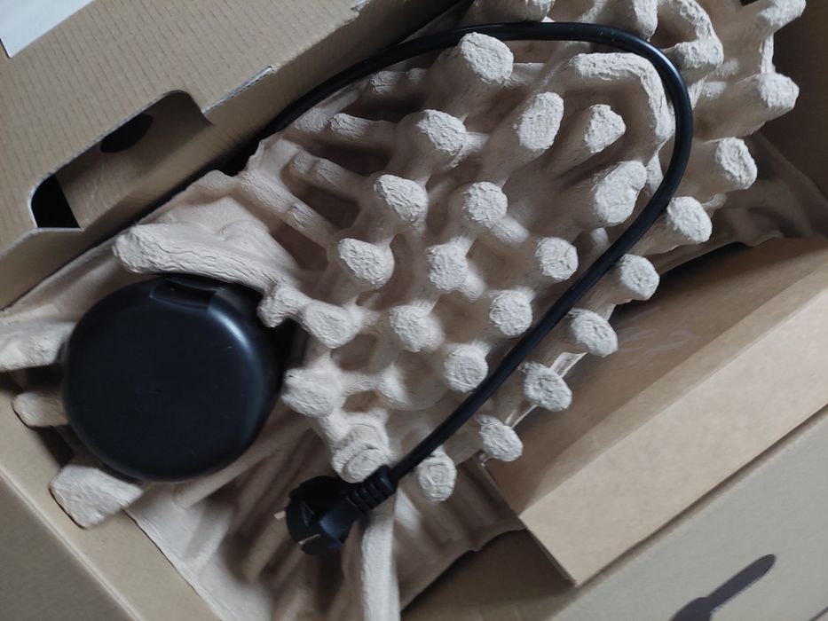 Máquina Nespresso Vertuo Pop + cápsulas - NOVA