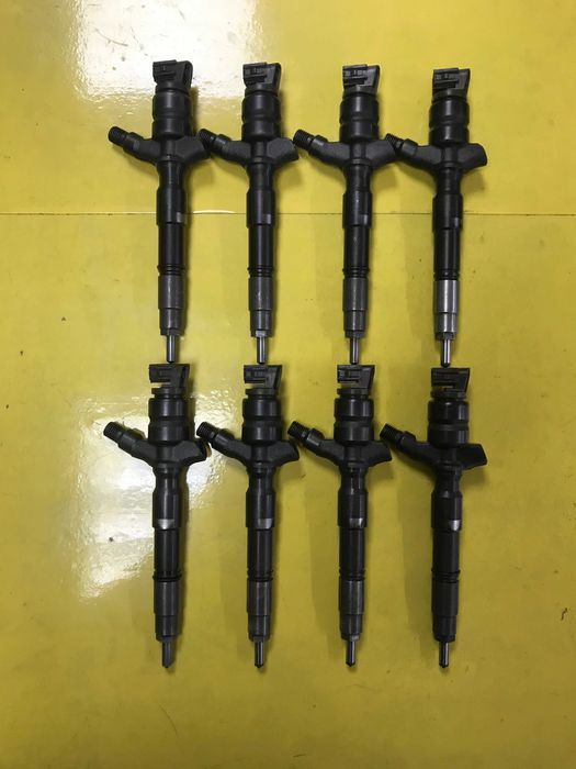 Б/у форсунка DENSO TOYOTA LAND CRUISER 3.0D 23670-30450