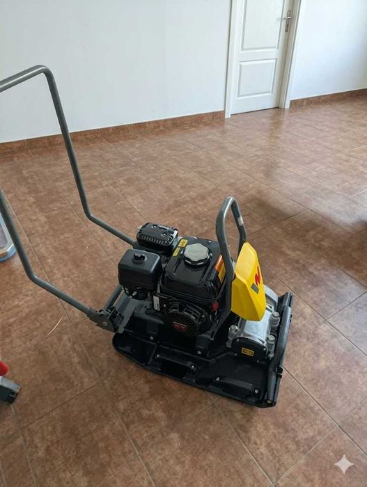 Zagęszczarka jednokierunkowa Wacker Neuson BPS 2050A [Honda, 94kg]