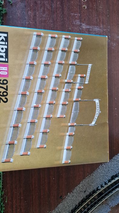 Artigos diversos modelismo ferroviario português