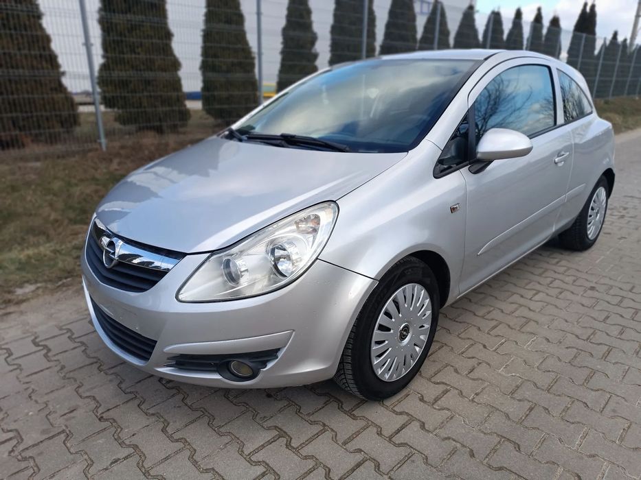 Opel Corsa 2006 1.2 80KM Tempomat 122875tys km ważny TUV klima z Niemiec