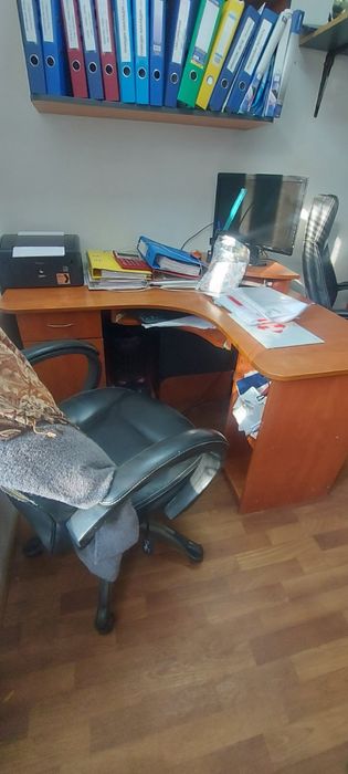 Стіл офісний 1100*1400*750 мм