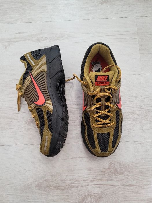 Кроссовки NIKE VOMERO 5 нові original