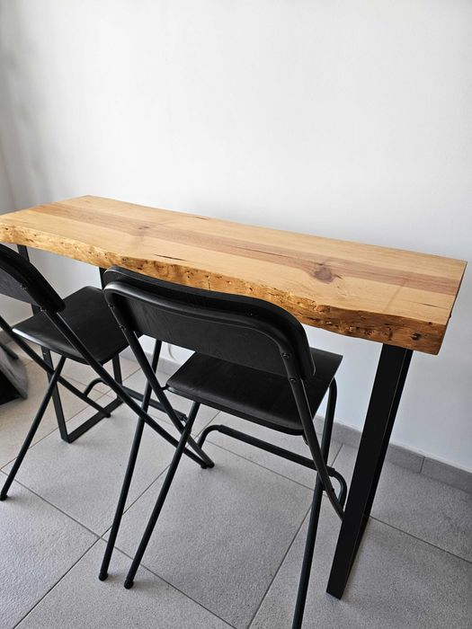 Mesa feita á mão ( statement piece )