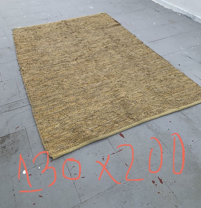 Tapete em pele da Área