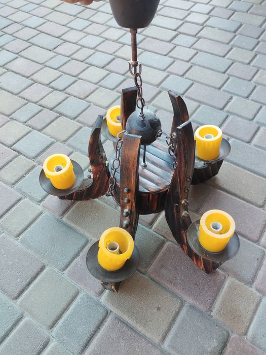 Світильник дерев'яний