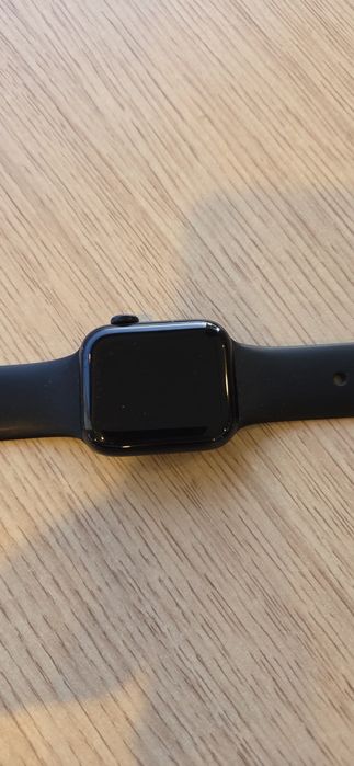 Apple Watch SE (2nd generation)64730304330881123