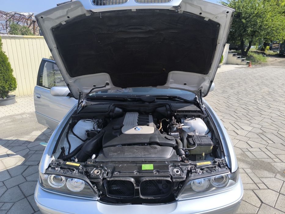 BMW E39,3л дизель автомат 2003