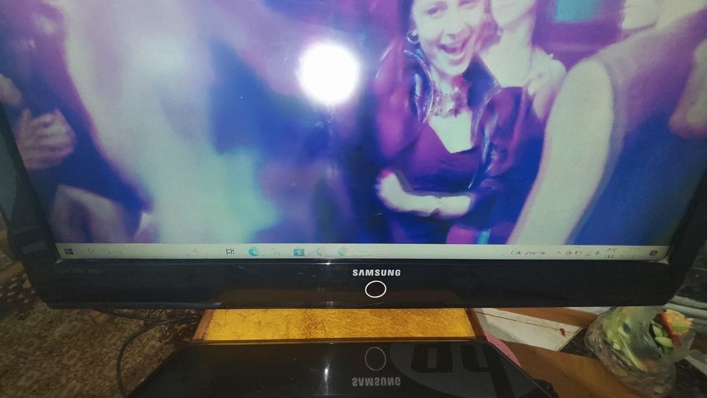 Плазма Samsung .