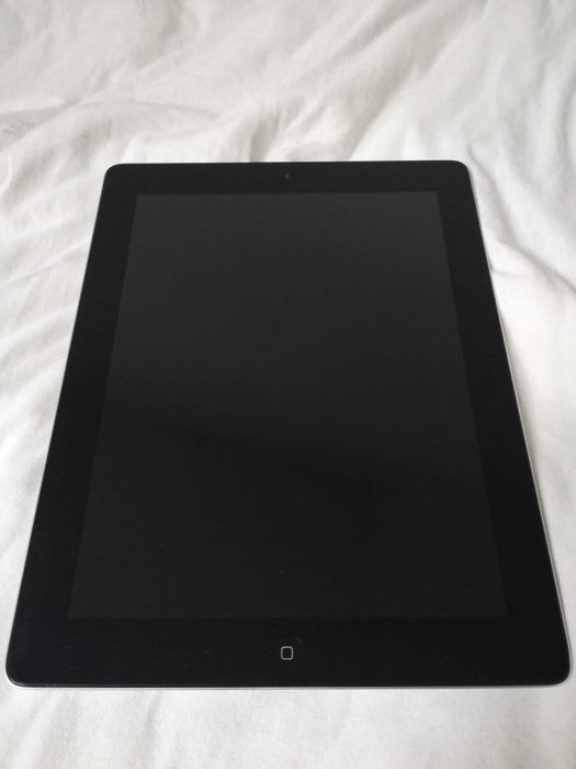 Tablet iPad 2 A1395 16 Gb WiFi czarny + ładowarka