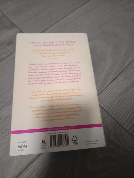 Livro A suitable boy, by Vikram Seth