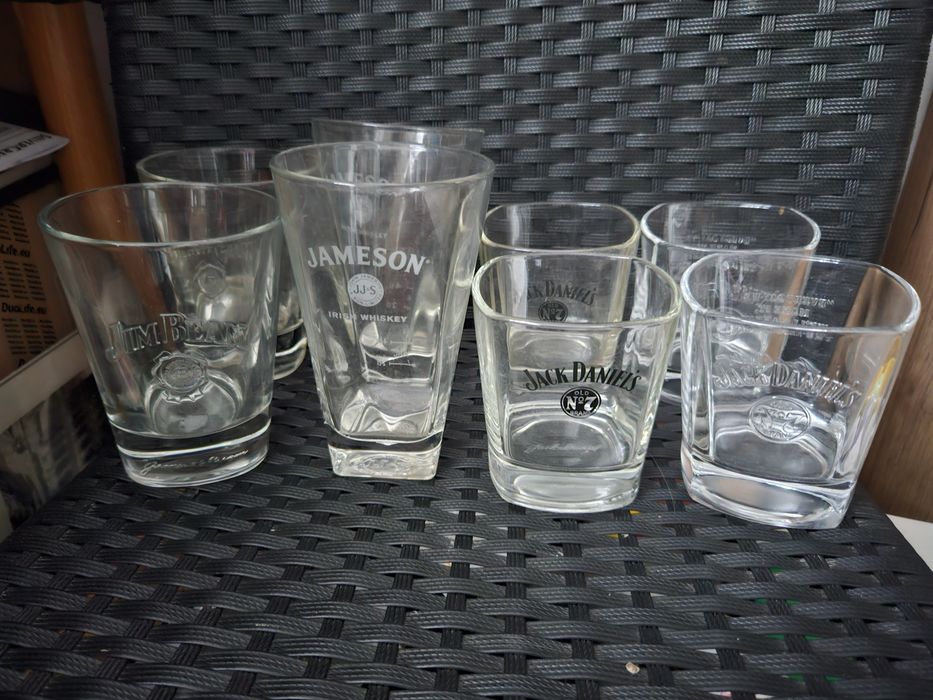 Szklanki do drinków różne